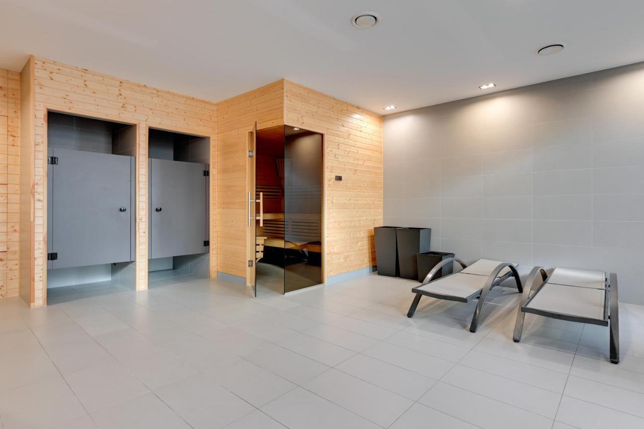Holiday Apartment Near The Sea - Free Private Parking Gdańsk Kültér fotó